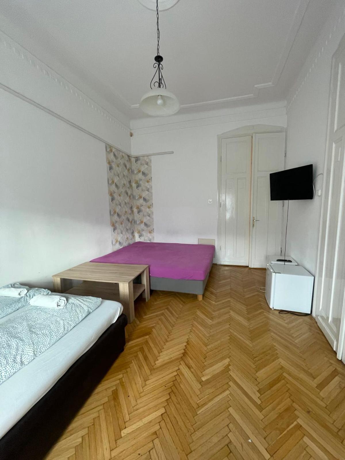 White Pearl Rooms Budapest Exterior photo